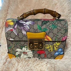 GG MULTICOLOR SMALL GG FLORA BAMBOO PADLOCK BAG